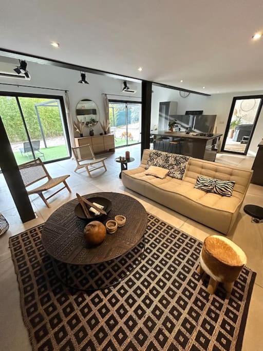 Superbe Maison Avec Jacuzzi Ventabren Exterior foto