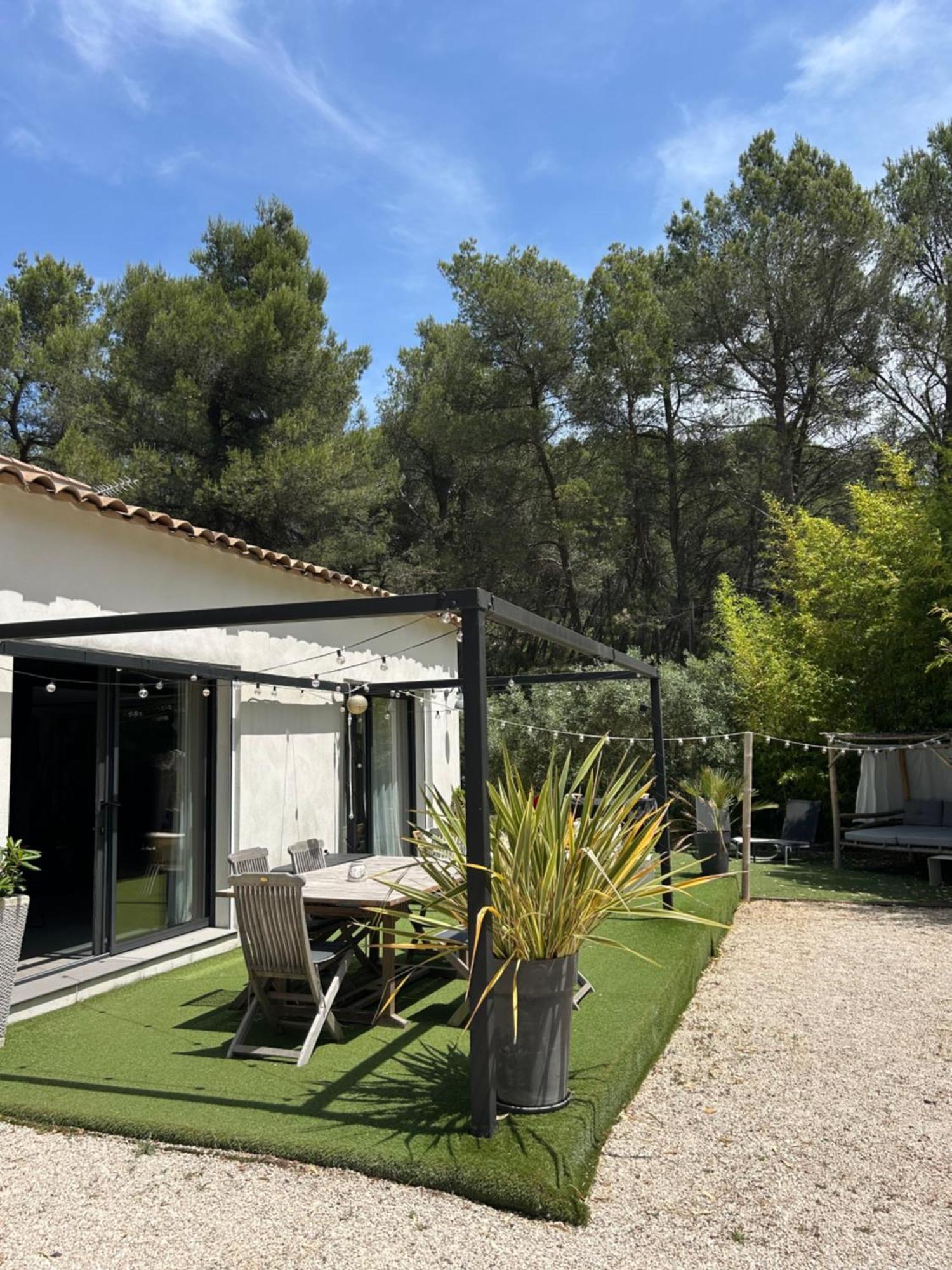 Superbe Maison Avec Jacuzzi Ventabren Exterior foto